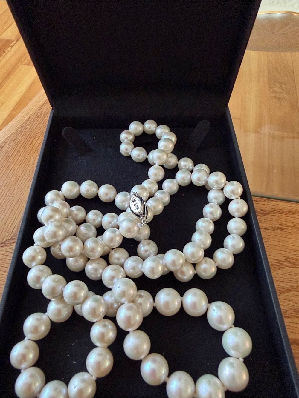 Classic South Sea Cream Pearl Strand Necklace - Elegant Women’s Jewelry - Picture 5 of 6